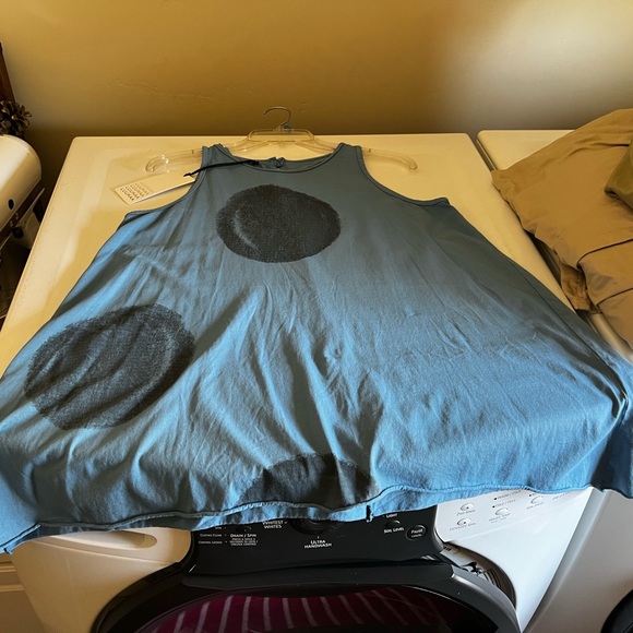 New with Tags LUUKAA Asymmetrical Tank Top - Picture 7 of 10